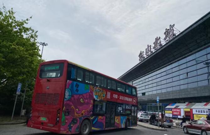 12306回应无座与二等座同价质疑关于铁路票务中无座与二等座同价的质疑，铁路部门的回应与解析