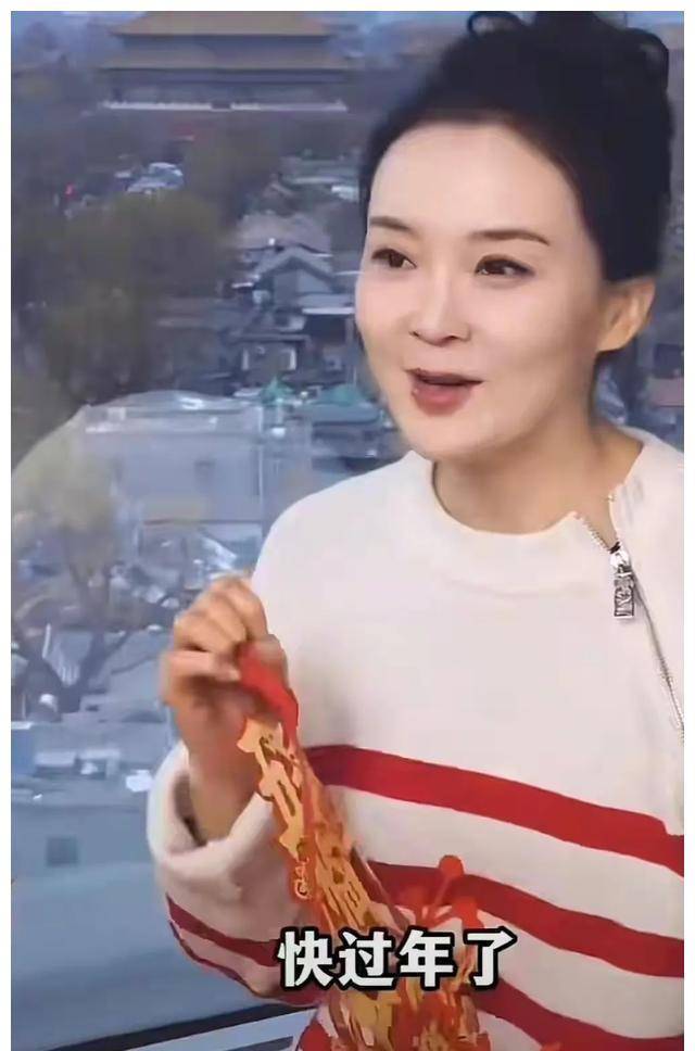 \"晴格格\"直播带货:两场卖了3000多万是的，晴格格直播带货的表现非常出色，两场比赛销售额达到了3000多万元。